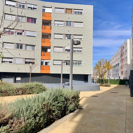 Luminoso A 10 Minutos De Granada Con Piscina *