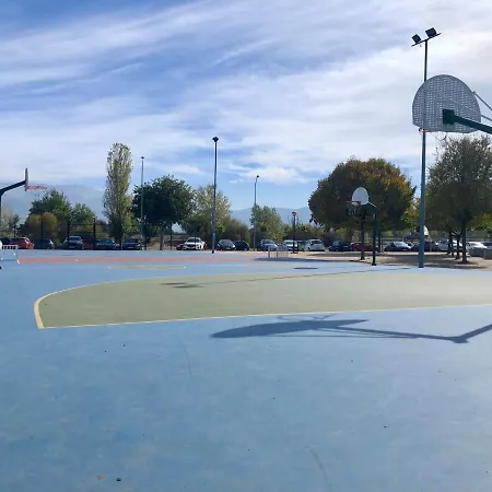 Luminoso A 10 Minutos De Granada Con Piscina Алендин